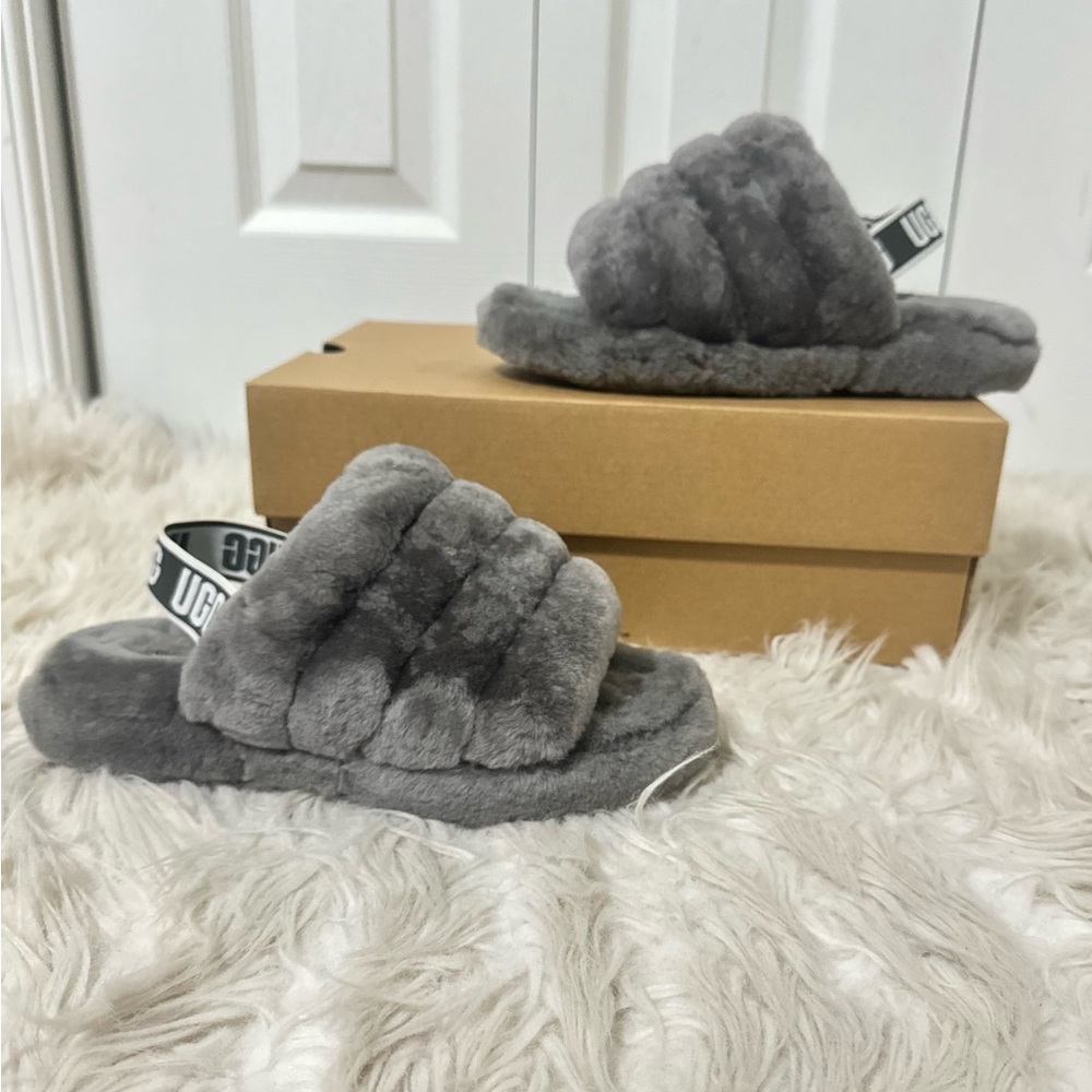 UGG Kids Charcoal Fluff Yeah Slides (Size 4) - Picture 2 of 4